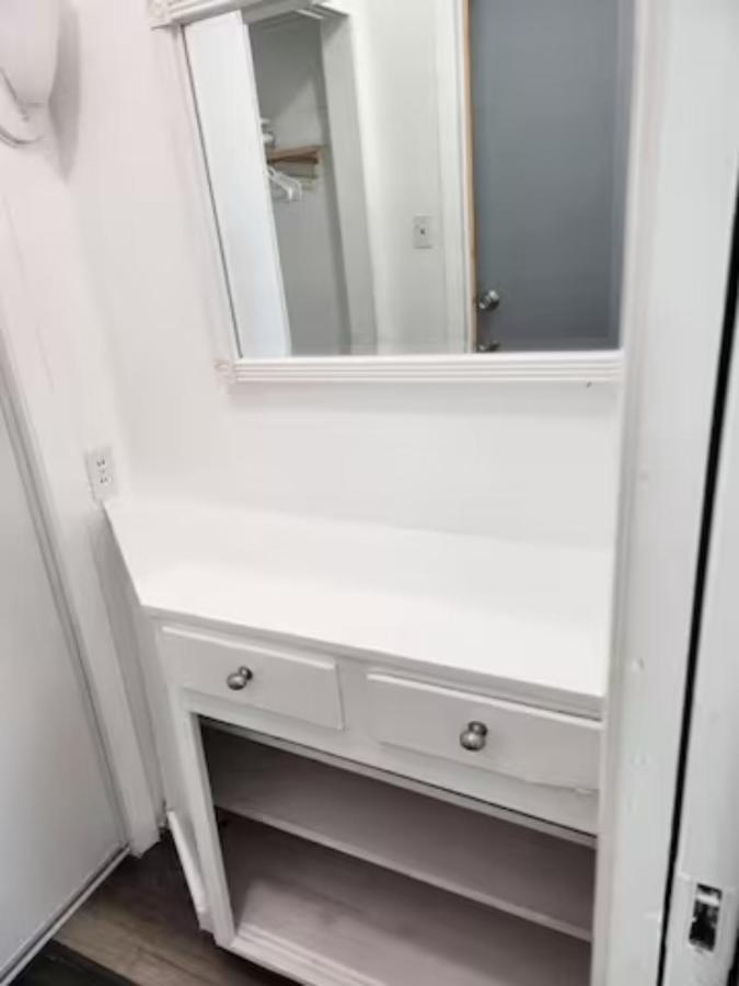 Affordable Private Rooms With Shared Bath Kitchen Near Sfo Daly City Bagian luar foto